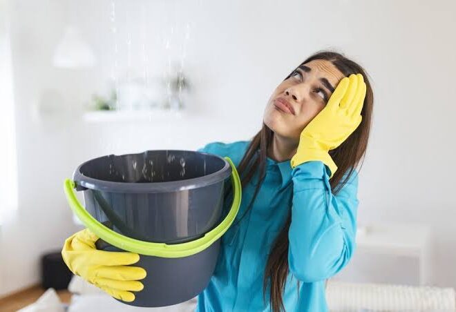 4 Tips to Hire Water Damage Restoration Services
